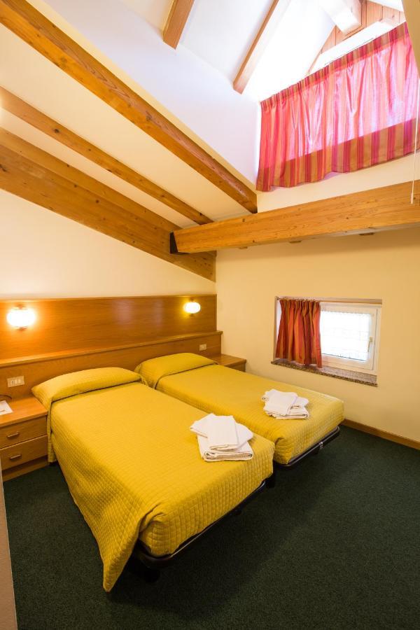 Hotel Fai Фай-делла-Паганелла Номер фото