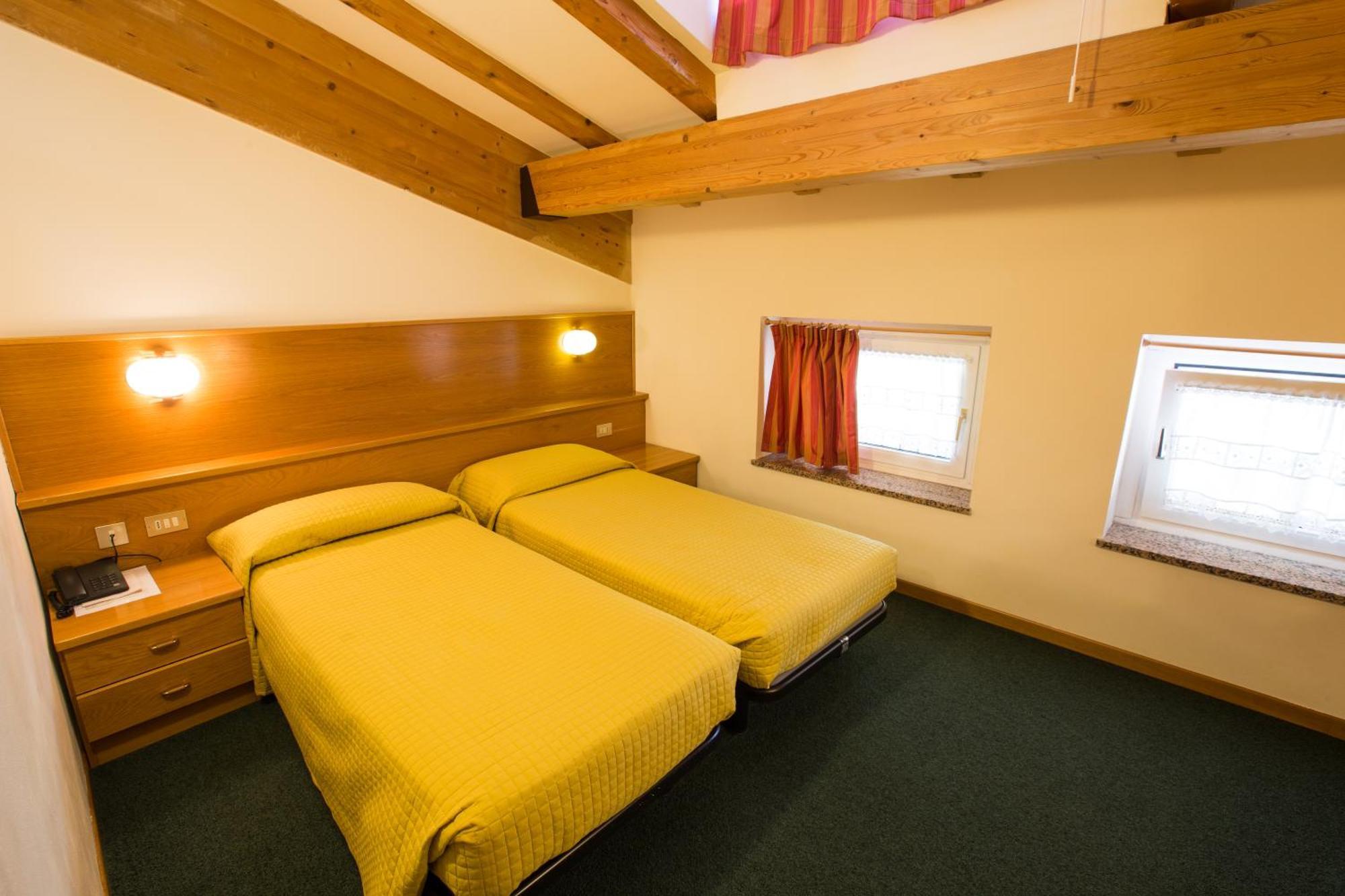 Hotel Fai Фай-делла-Паганелла Номер фото