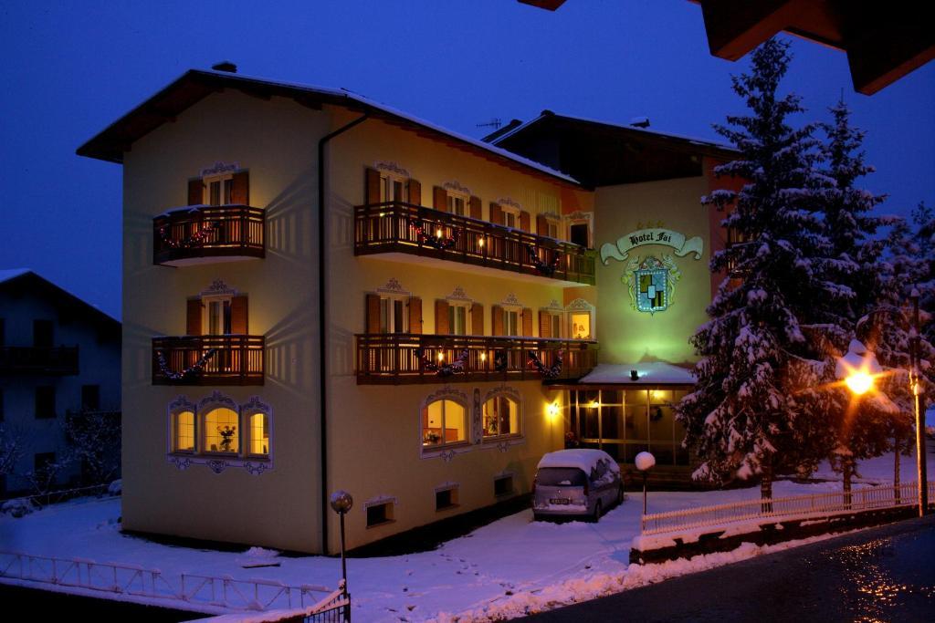 Hotel Fai Фай-делла-Паганелла Екстер'єр фото